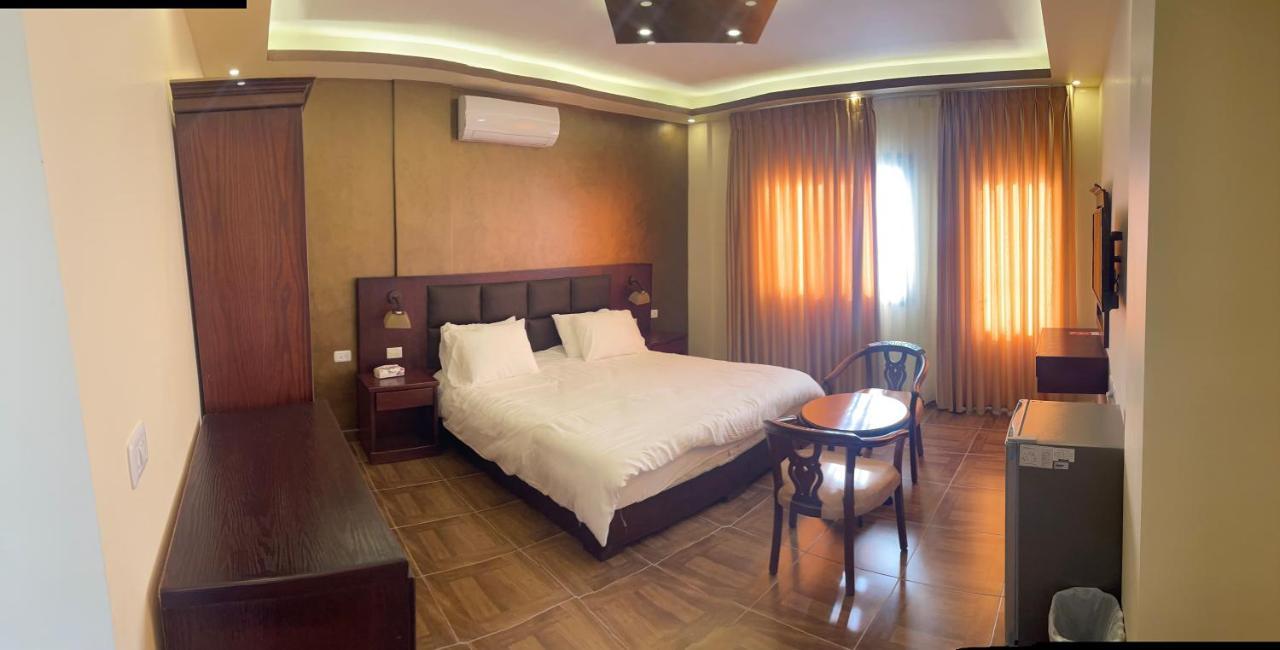 Esperanza Petra Bed & Breakfast Wadi Musa Luaran gambar